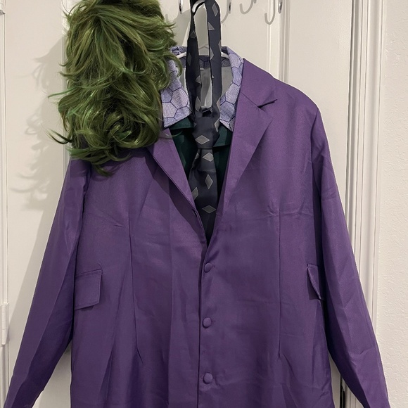 Joker Costume / Cosplay - Picture 7 of 7